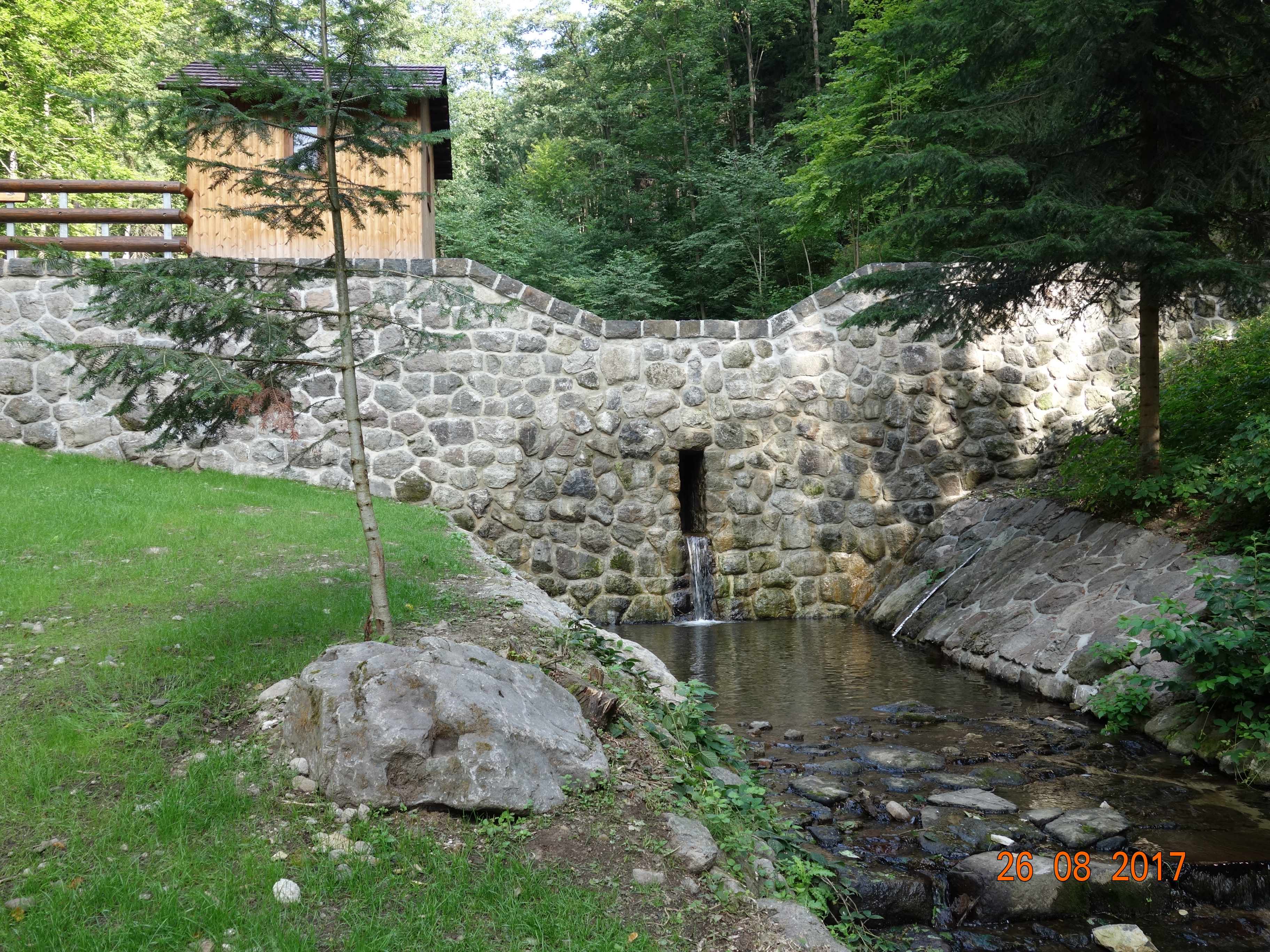 Protipovodňové opatrenia - rekonštrukcia prehrádzok v Krahuľskej doline - Budownictwo lądowe podziemne