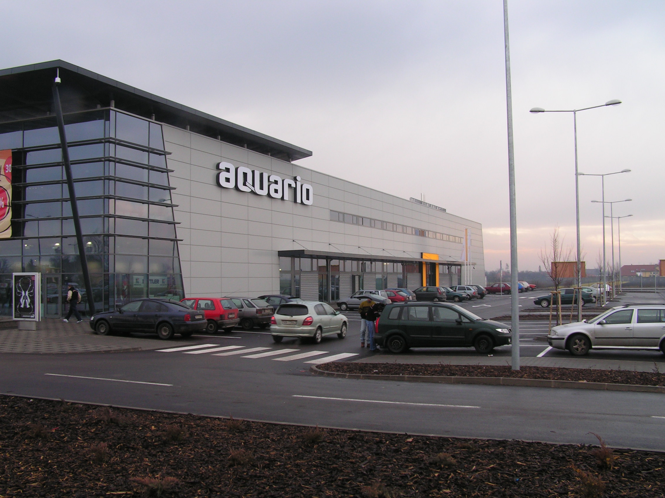 Aquario Shopping Center Nové Zámky / obchodné centrá - Budownictwo lądowe naziemne