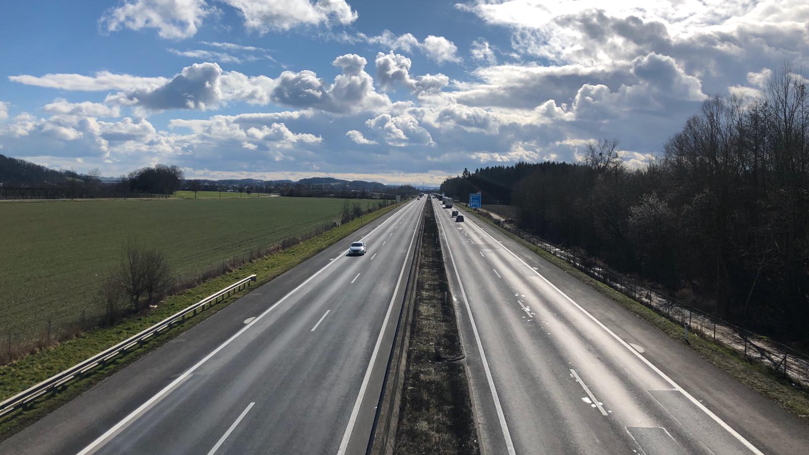 A08 Innkreisautobahn AST Ort - AST Suben - Budowa dróg i mostów