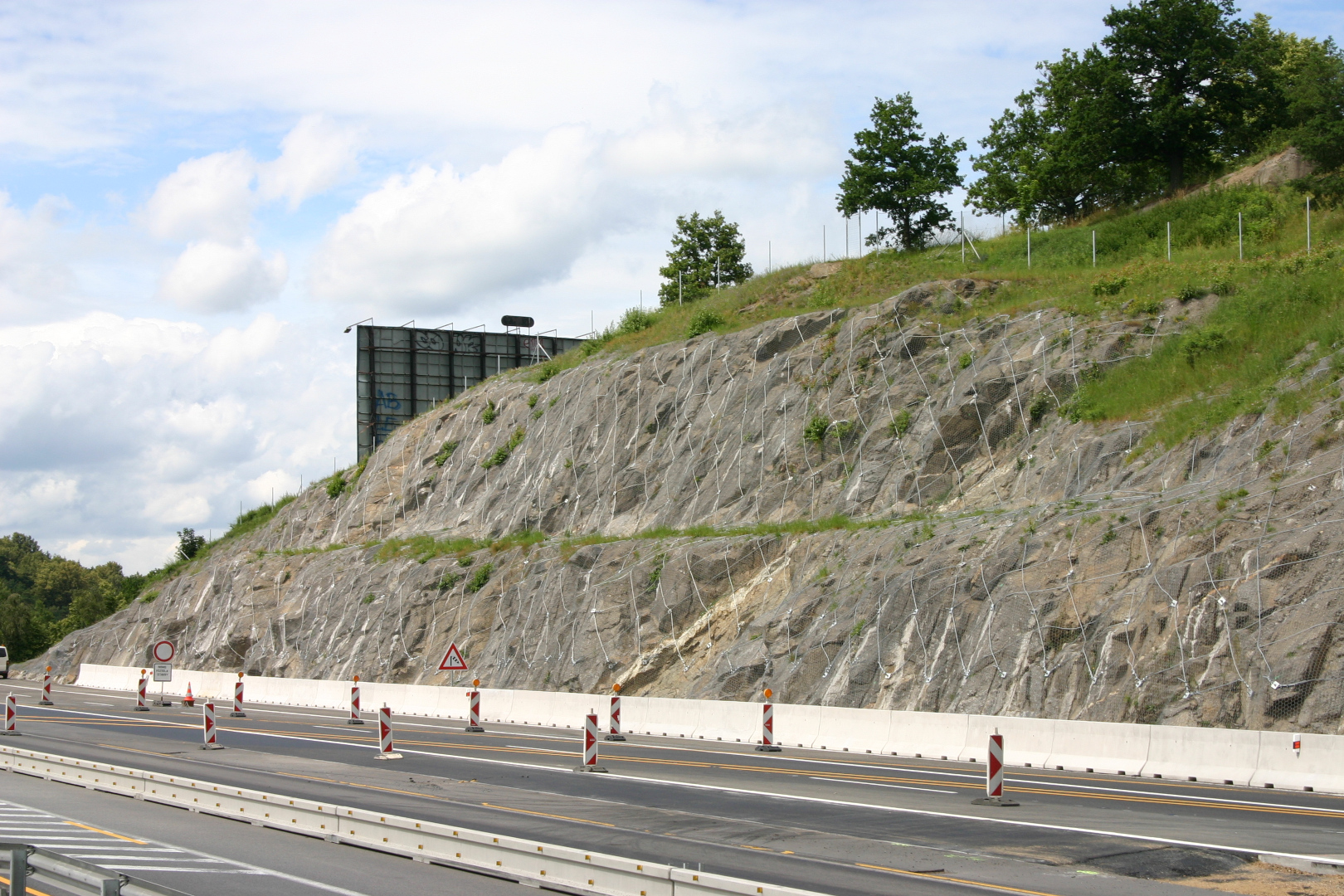 Dálnice D1 – sanace skalních zářezů v rámci modernizace D1 (úsek 19)    - Kompetencje specjalistyczne