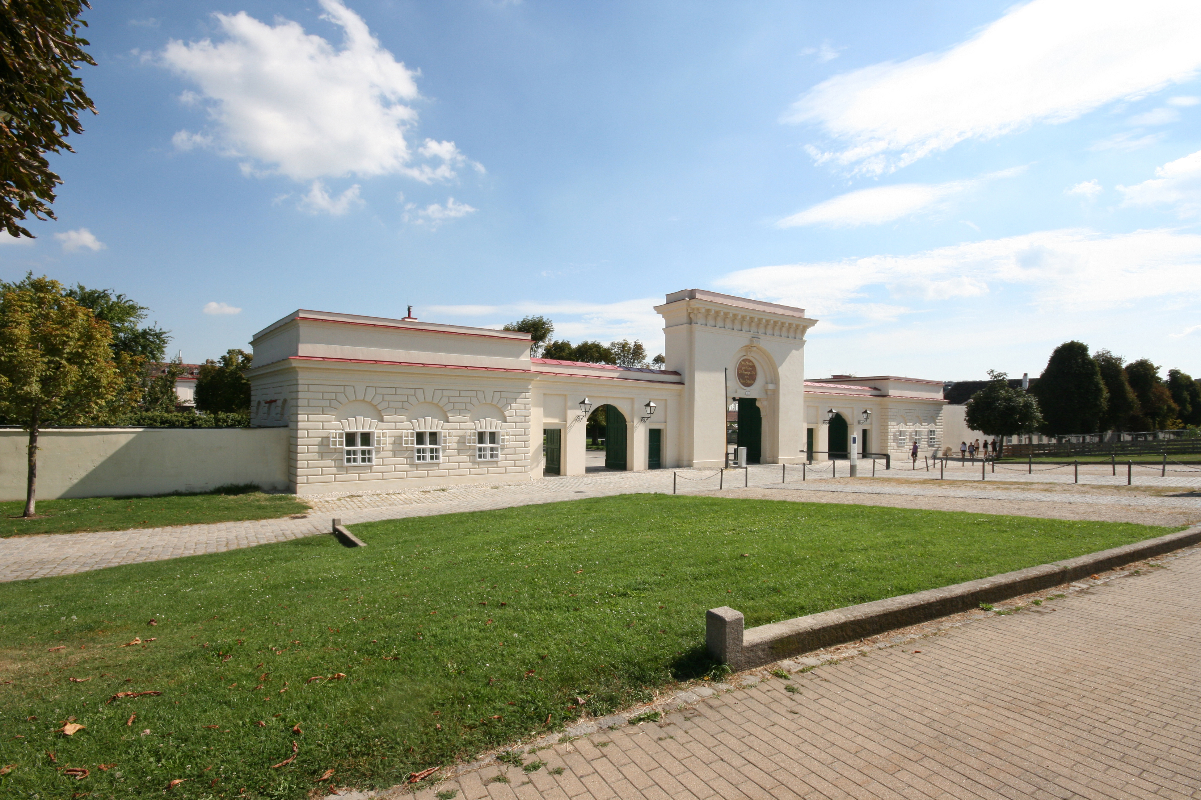 Haupttor Augarten  - Rewitalizacje / przebudowy