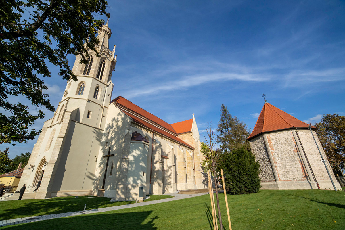 A Sankt Michael templom felújítása, Sopron - Budownictwo lądowe naziemne