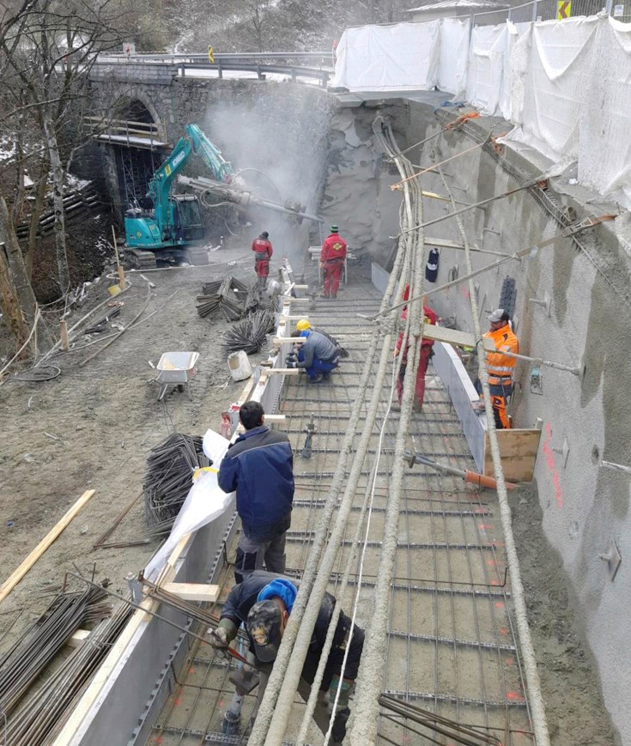 Tiefbau-Arbeiten, Mairtalbrücke - Budownictwo lądowe Tiefbau-Arbeiten, Mairtalbrücke - Budownictwo lądowe