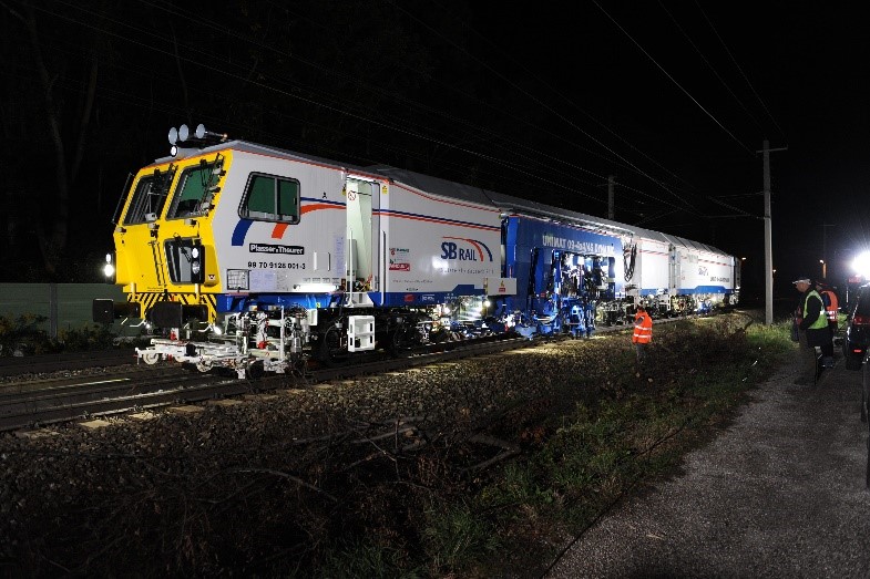 Network Rail-Supply and Operation of On Track Machines - Budownictwo kolejowe
