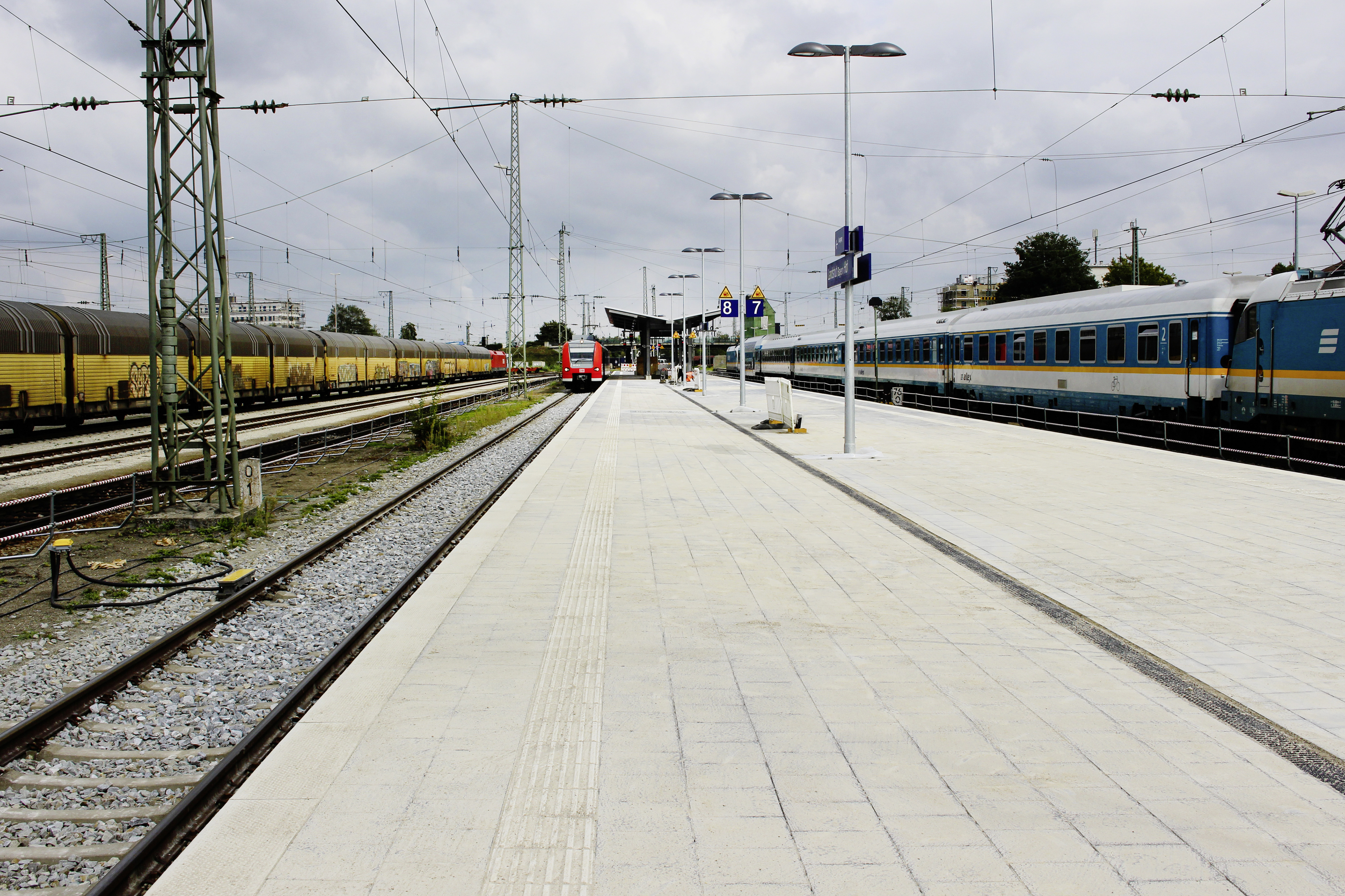 Bahnsteig, Landshut - Budownictwo lądowe podziemne