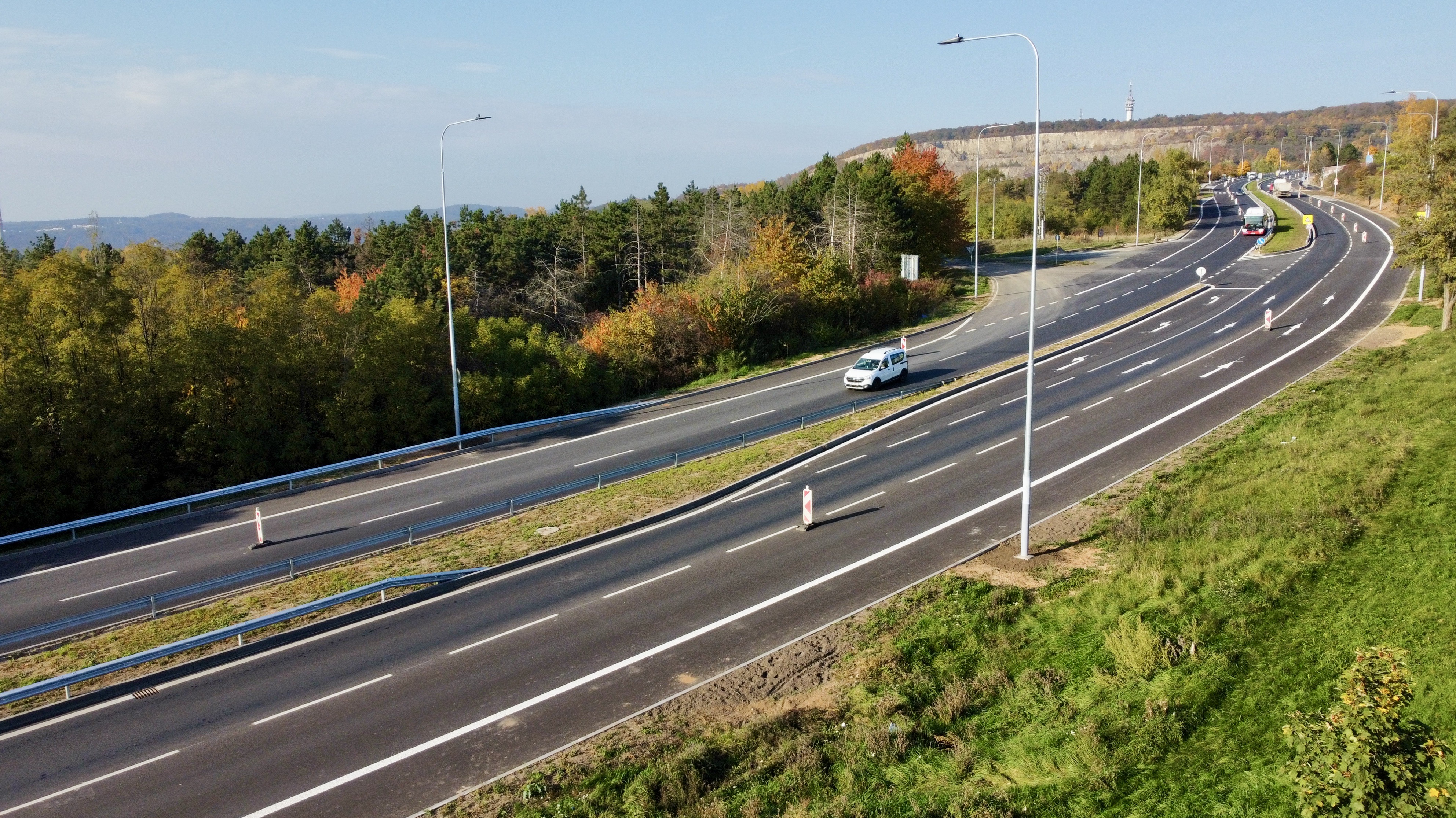 Brno – rekonstrukce ul. Jedovnická - Budowa dróg i mostów