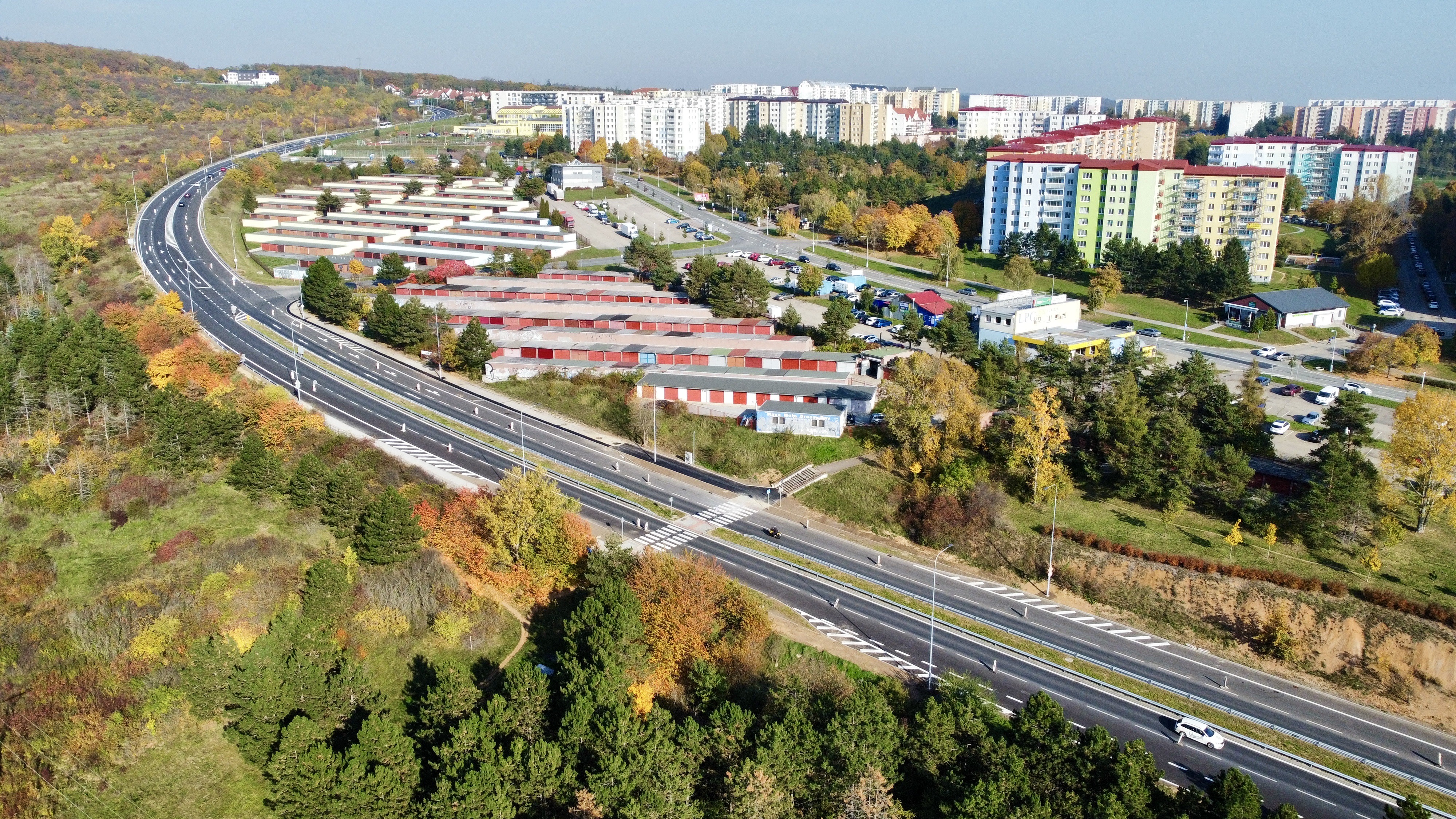 Brno – rekonstrukce ul. Jedovnická - Budowa dróg i mostów