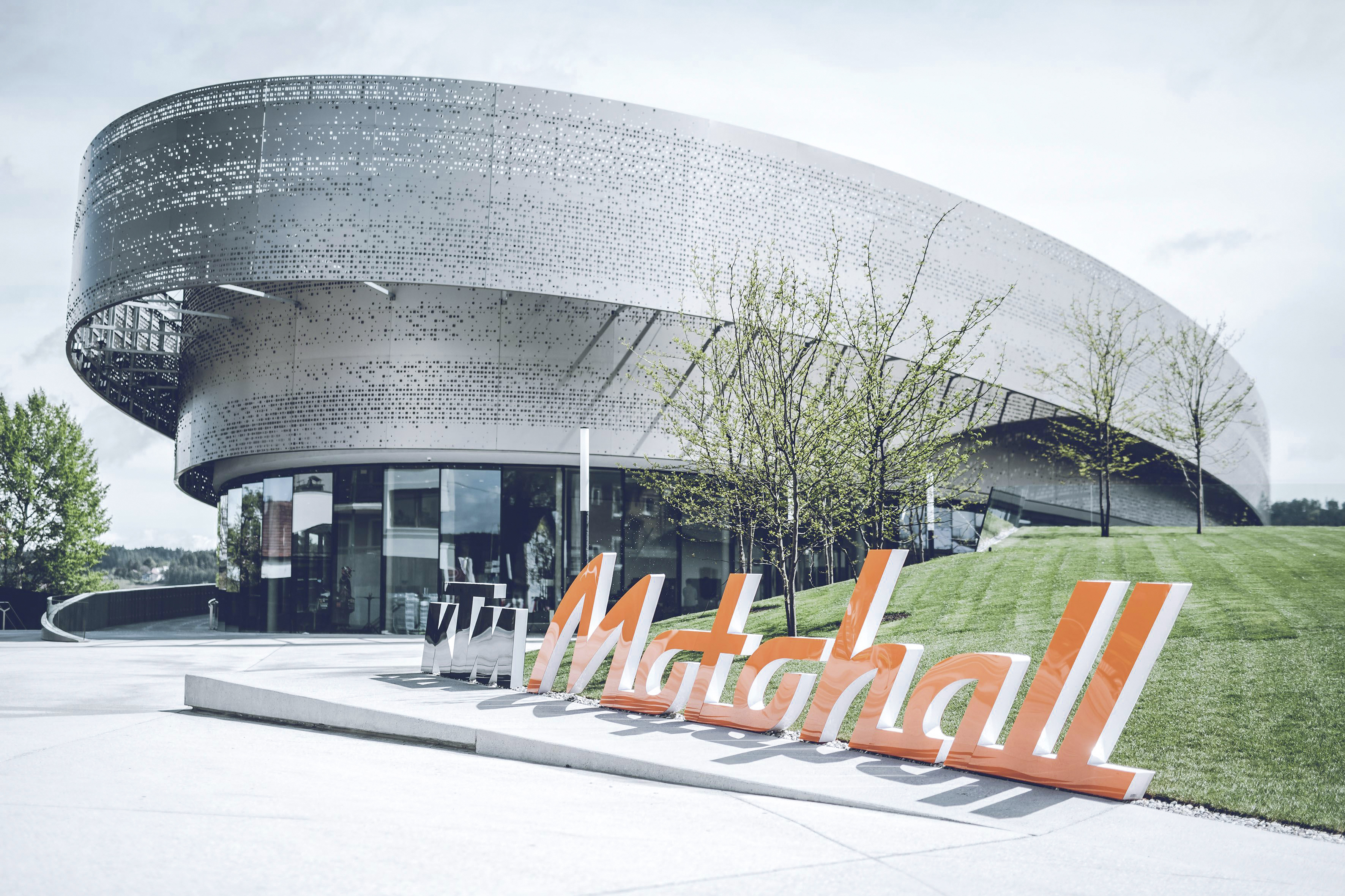 Ausstellungsgebäude, KTM Motohall, Mattighofen - Budownictwo lądowe naziemne