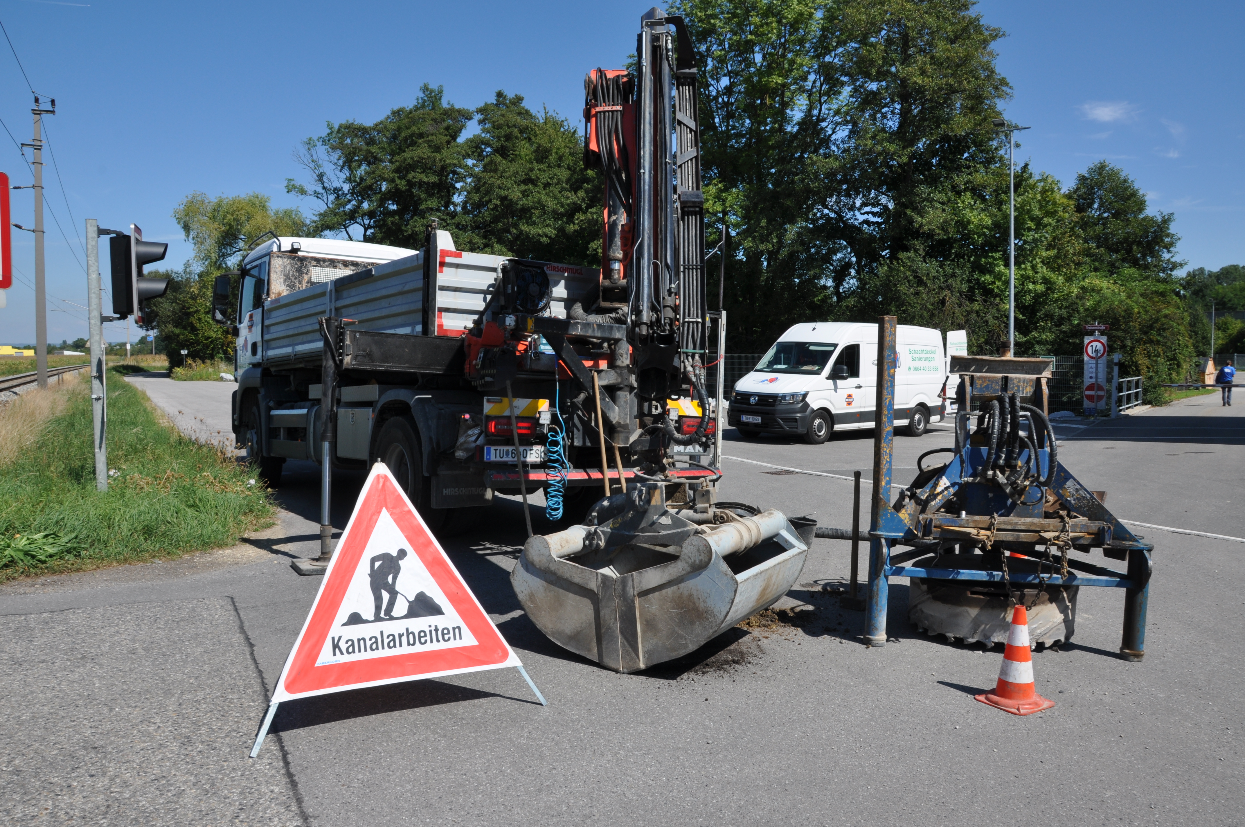 Schachtdeckel sanieren, heben und angleichen - Kompetencje specjalistyczne