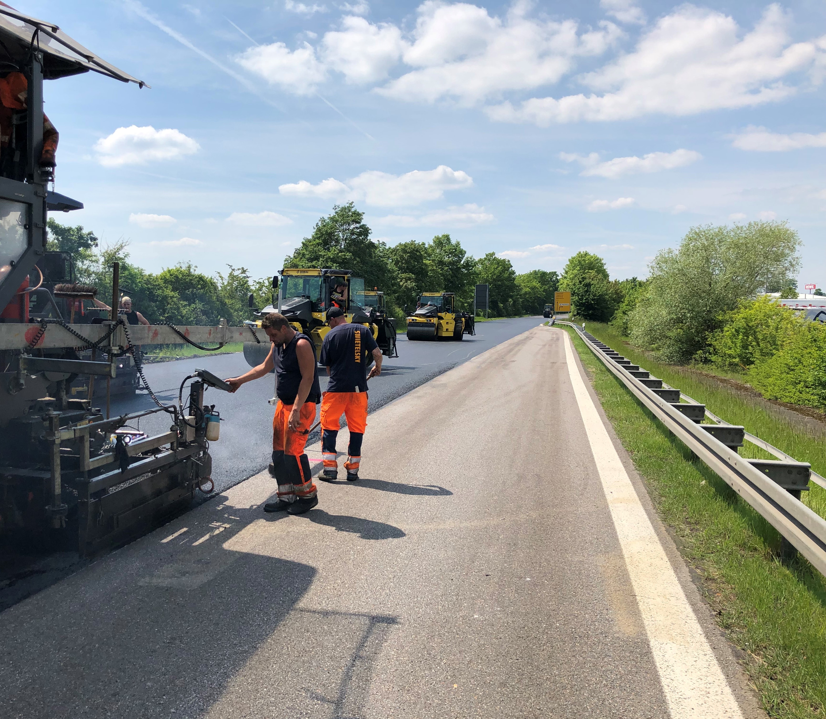 B16, Erneuerung der Fahrbahn - St. Bauamt Ingolstadt - Budowa dróg i mostów