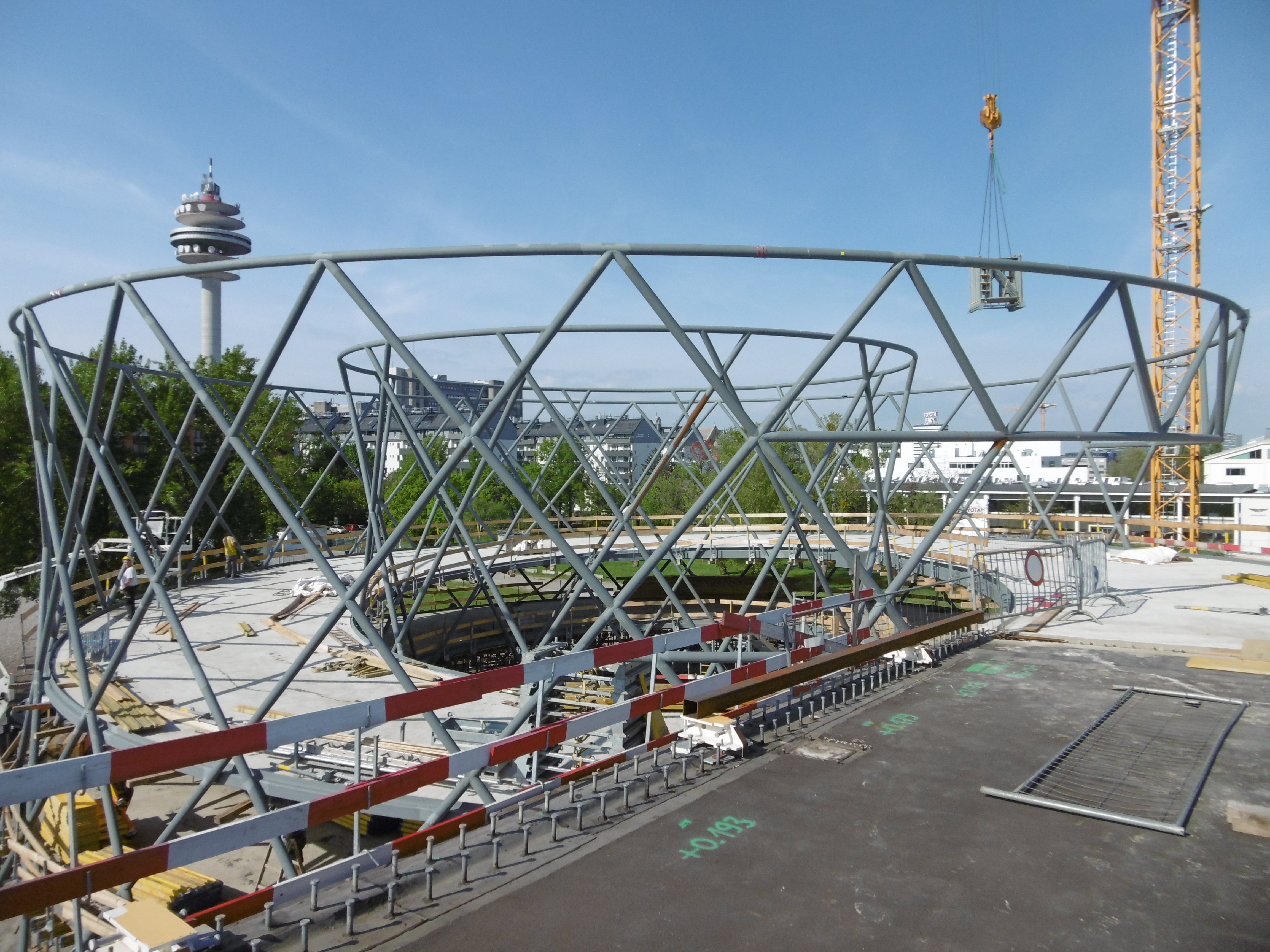 Südbahnhofbrücke Rampe Nord & Wendel - Budownictwo lądowe naziemne