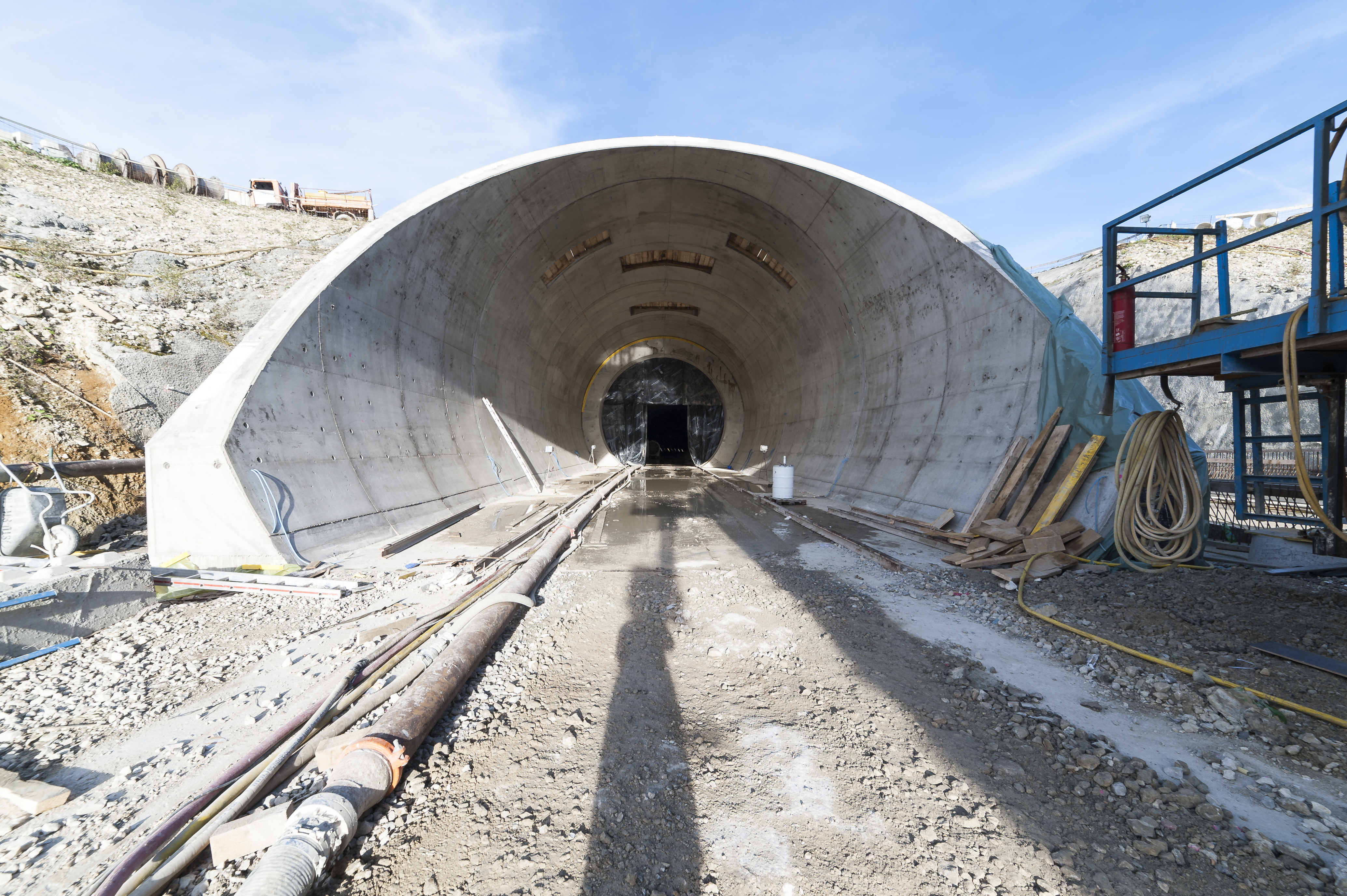 Tunnel Albaufstieg - Budowa tuneli