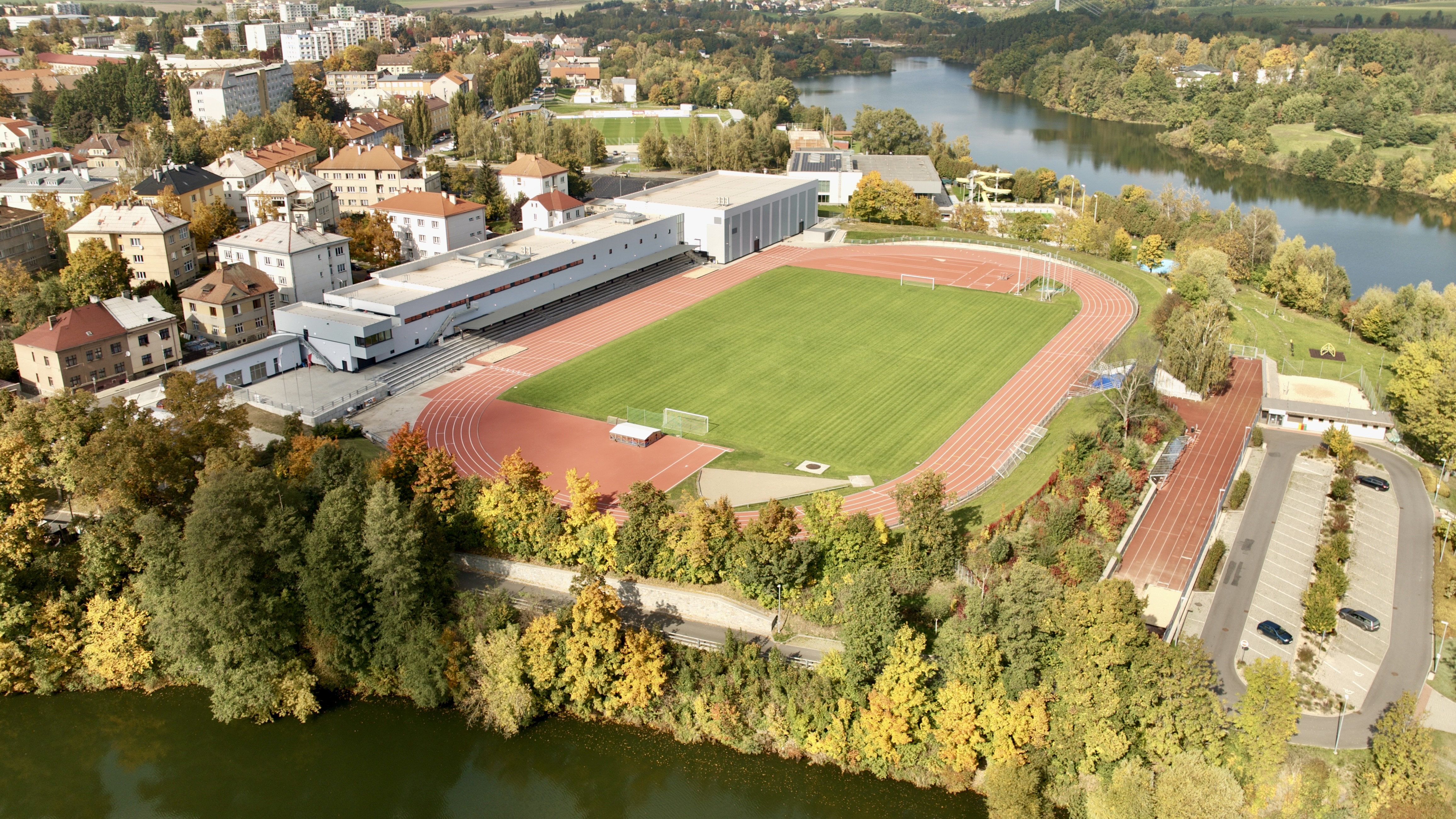 Tábor – retoping povrchů na Stadionu Míru - Kompetencje specjalistyczne