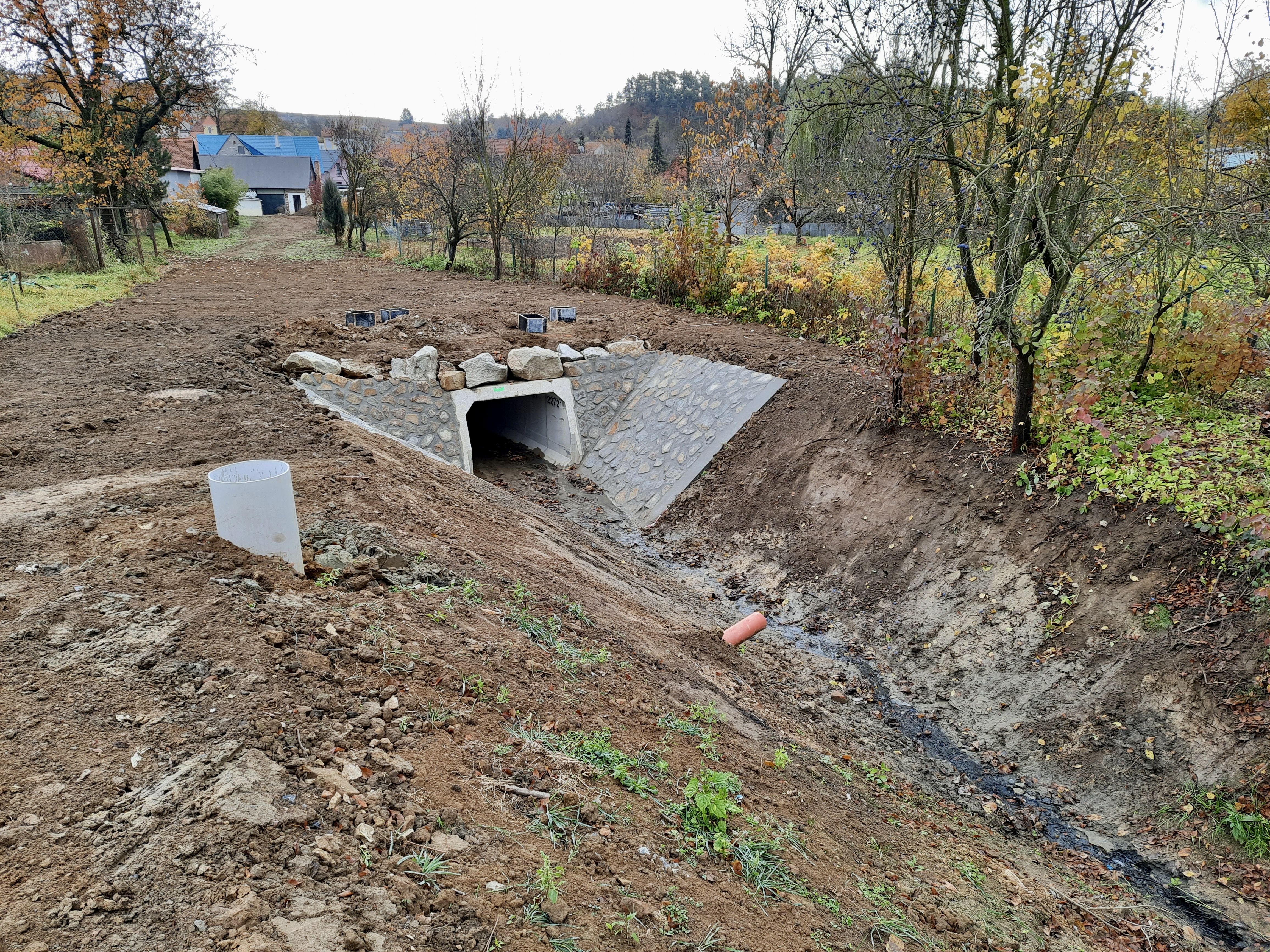 Ořechov a Vážany – vybudování společné ČOV - Budownictwo lądowe podziemne