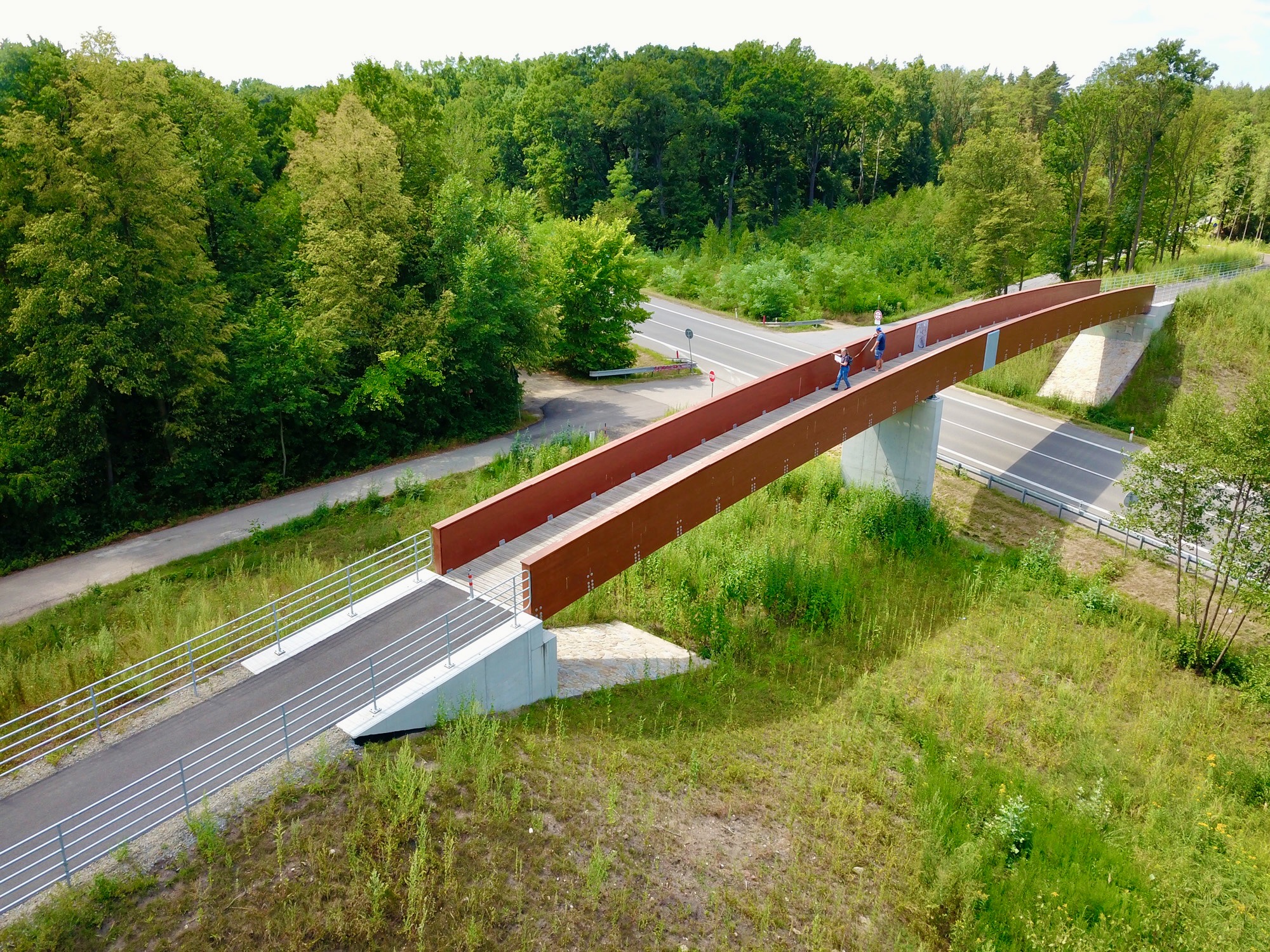 Hodonín – přemostění silnice I/55 – stavba lávky pro cyklisty a chodce - Budowa dróg i mostów