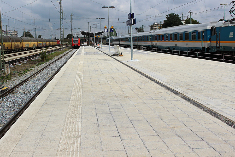 Bahnsteig Hauptbahnhof Landshut - Budownictwo lądowe podziemne