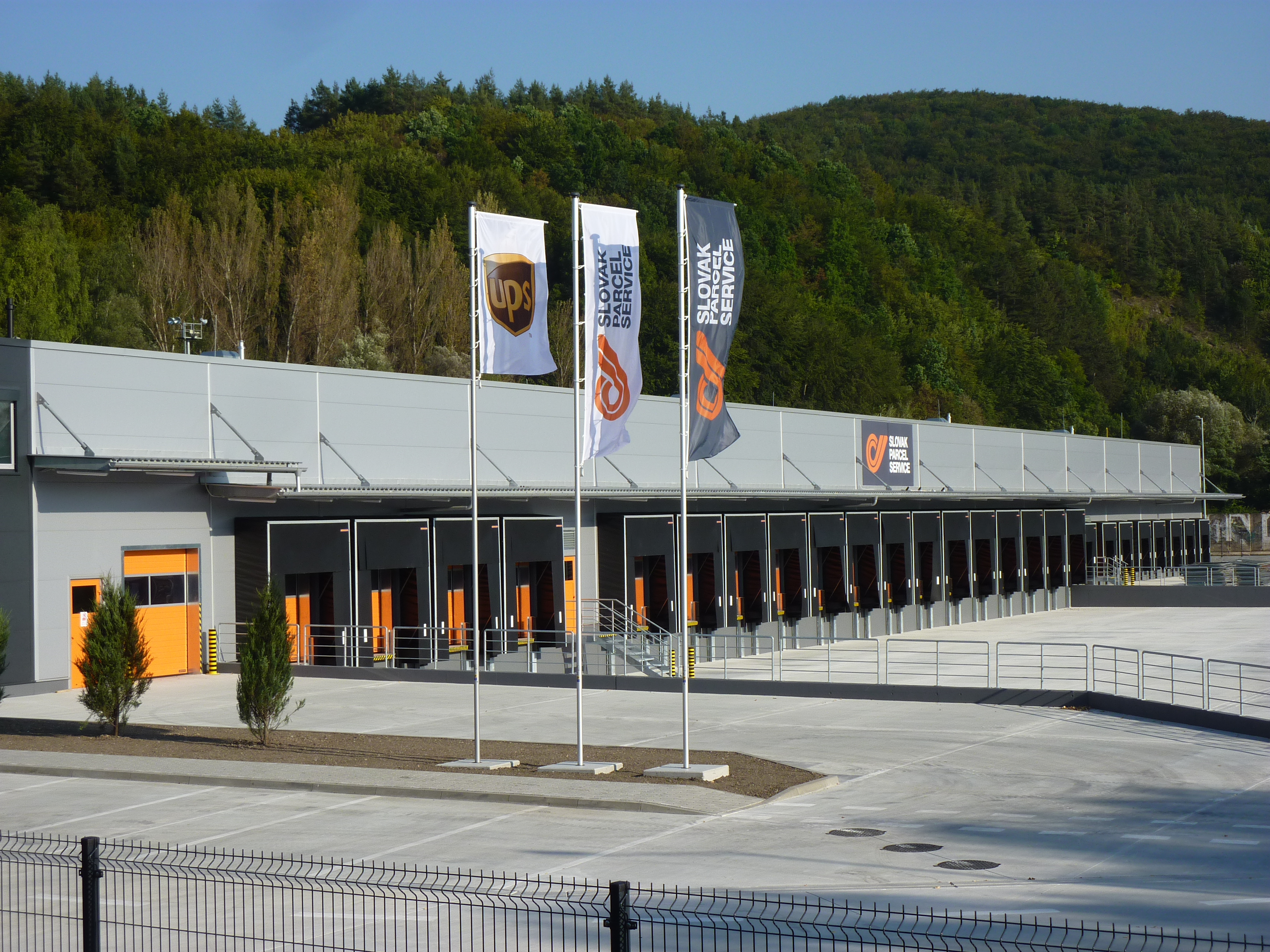 Distribučné centrum SPS Banská Bystrica / logistické areály, sklady - Budownictwo lądowe naziemne