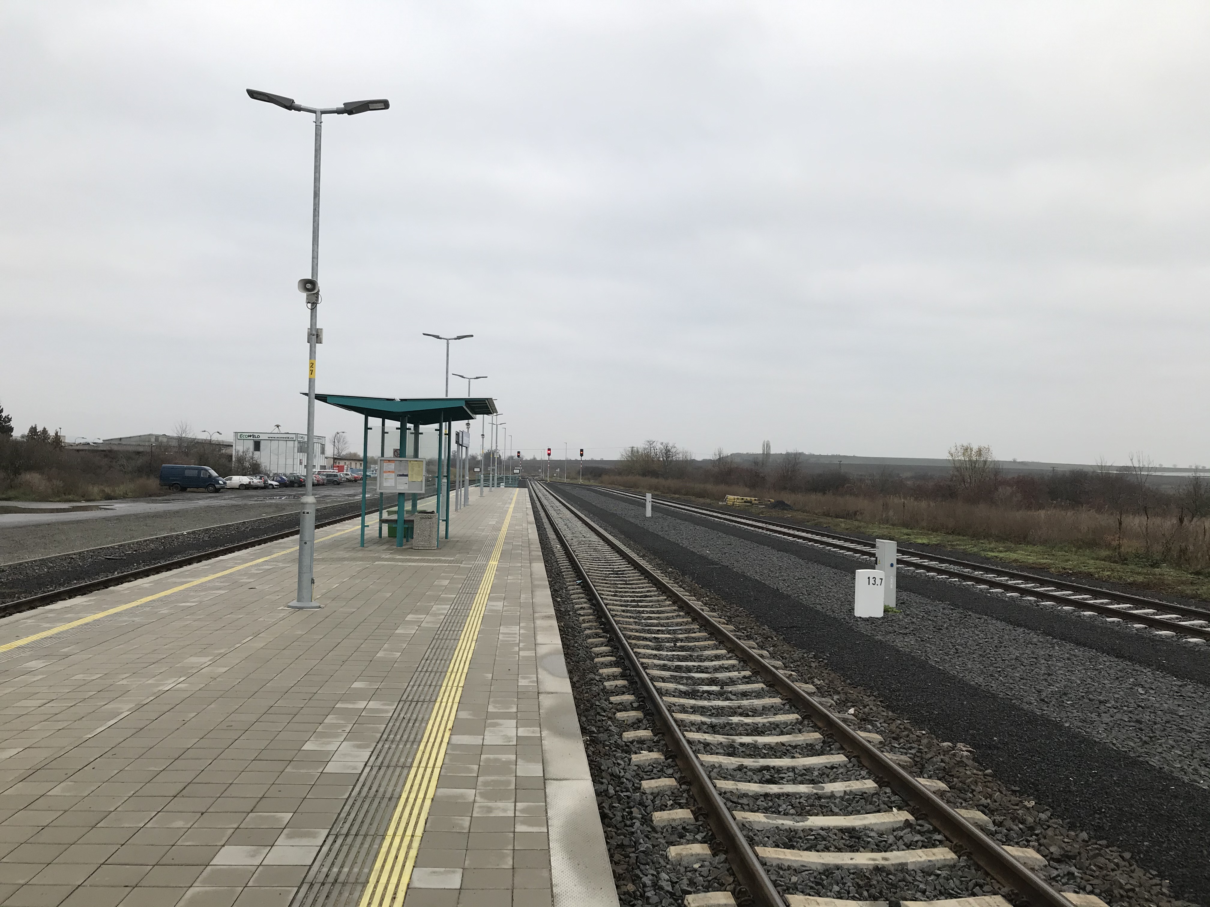 Železniční trať, Lovosice - Louny - Budownictwo kolejowe