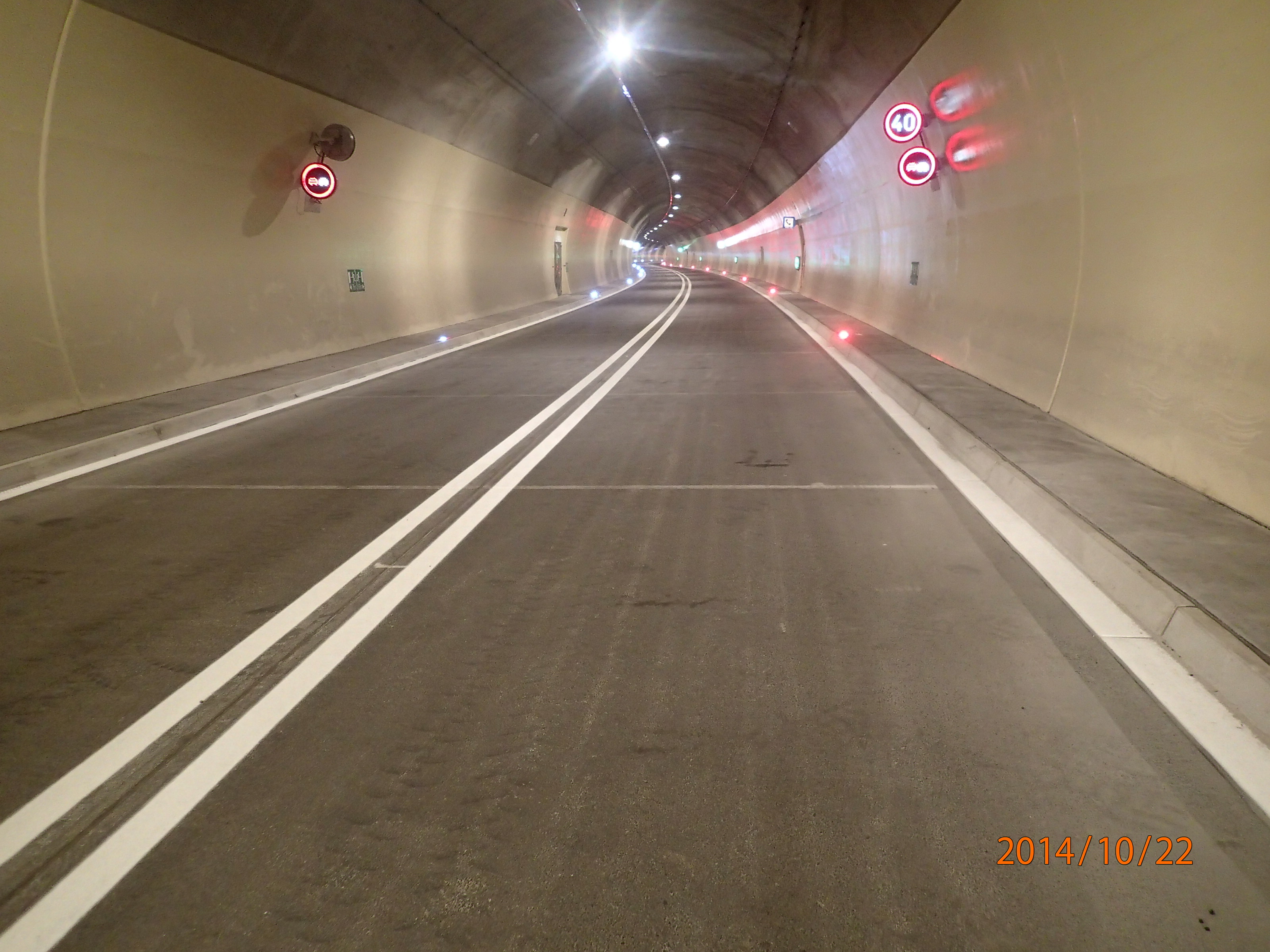 S10 Tunnel Neumarkt - Budowa tuneli