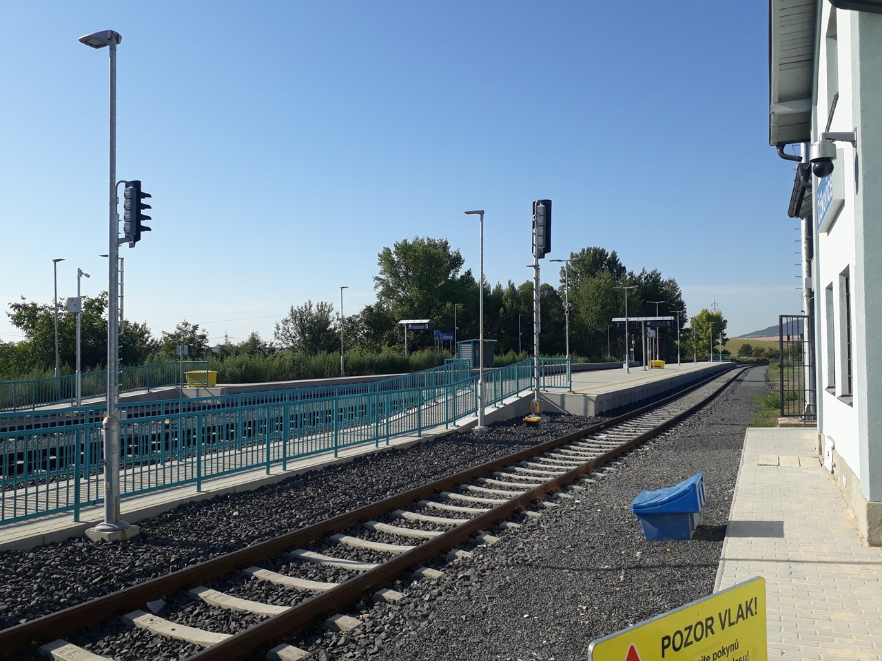 Revitalizace tratě Louny–Lovosice / žel. stanice Čížkovice – venkovní osvětlení - Budownictwo kolejowe Revitalizace tratě Louny–Lovosice / žel. stanice Čížkovice – venkovní osvětlení - Budownictwo kolejowe