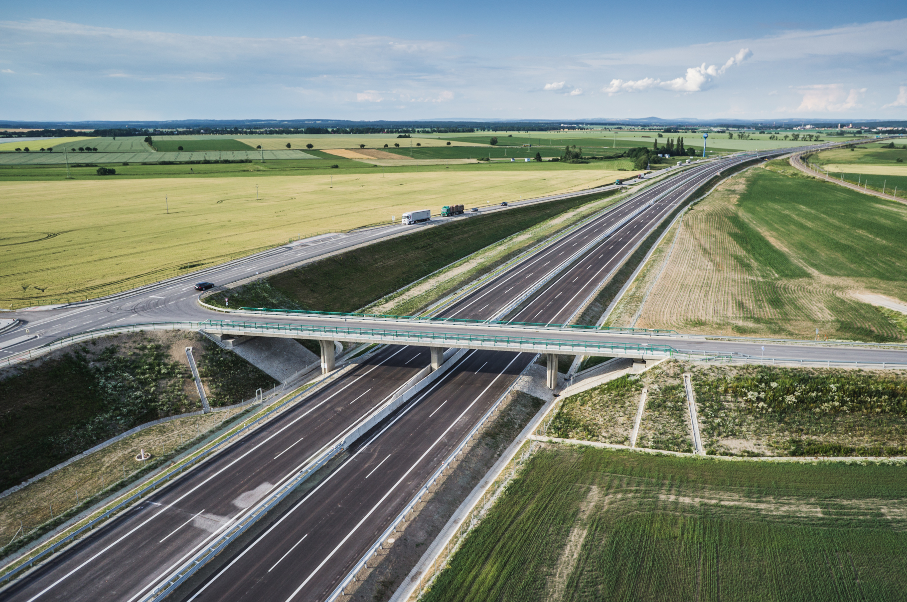 Dálnice D3 – výstavba úseku Bošilec–Ševětín - Budowa dróg i mostów